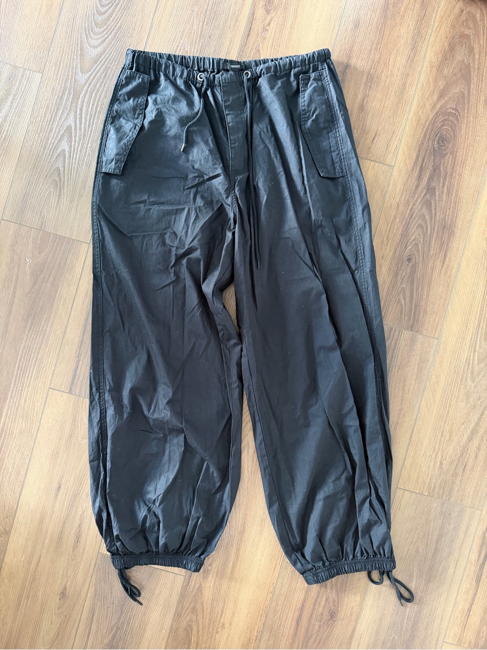 Forever 21 Black Drawstring Cargo Joggers